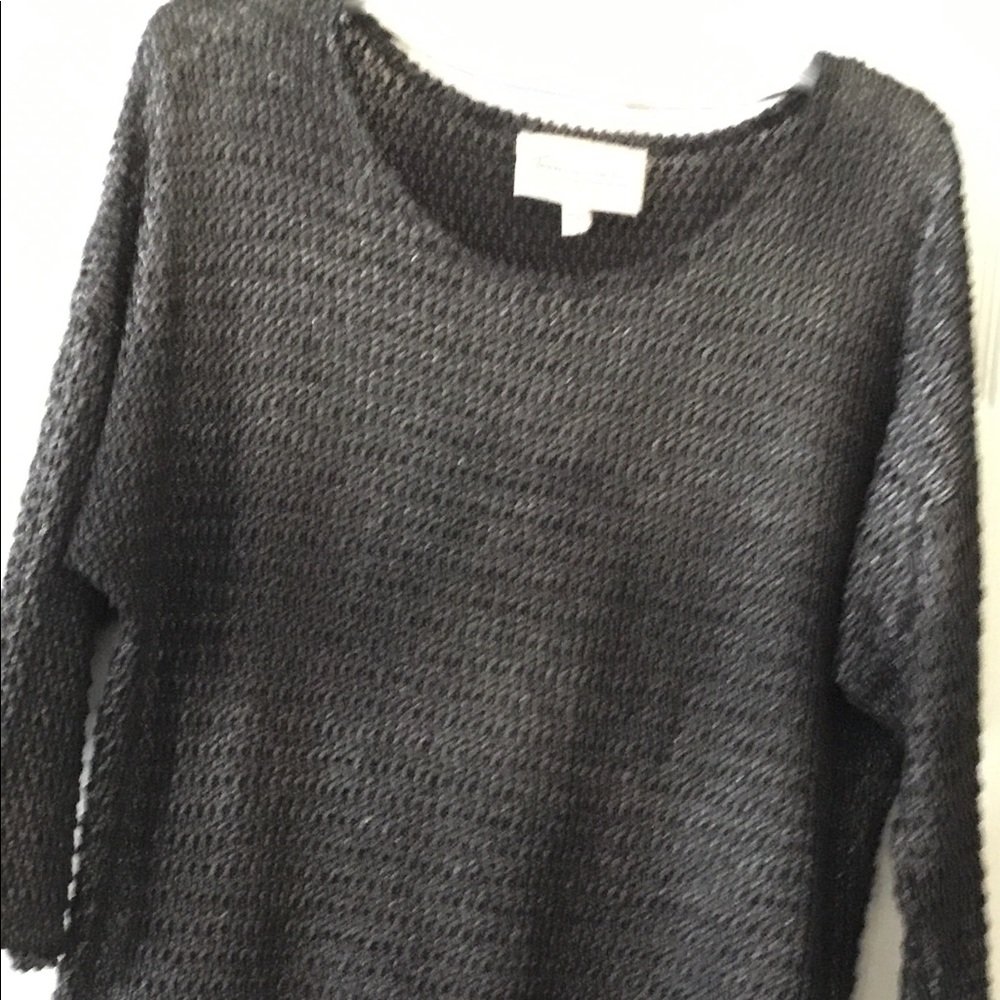 Vince Camuto 3/4 top great condition